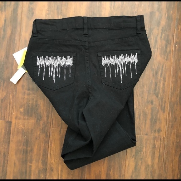 Focus Black Jeans - Picture 2 of 4